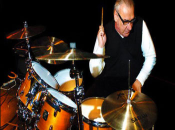 Imagem da notícia: Bill Ward oficialmente fora da reunião do Sabbath