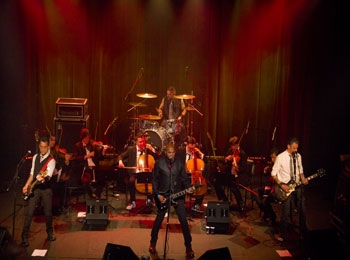 Imagem da notícia: Inocentes e sexteto Six Rock Strings no SESC São Caetano.